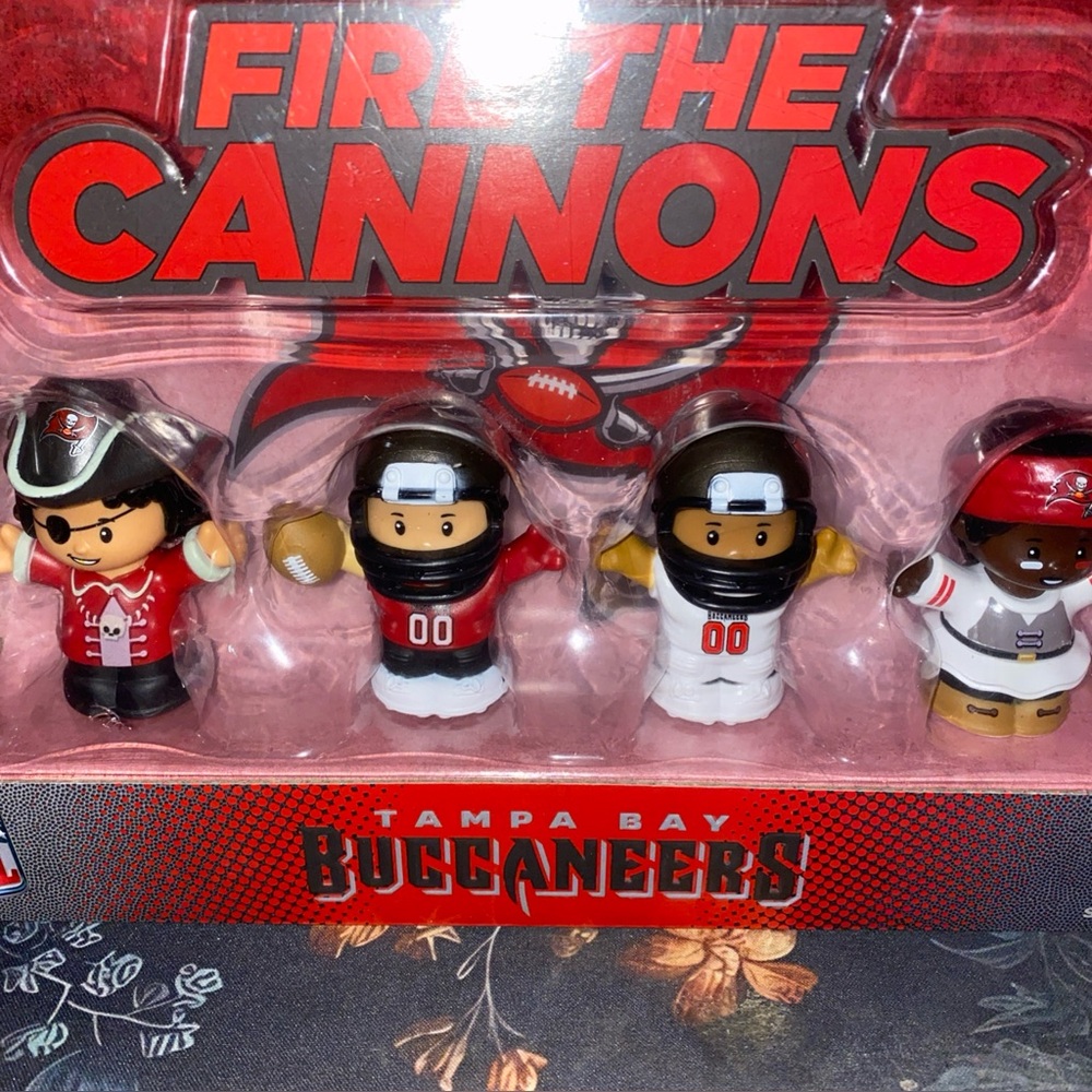 Fisher price Tampa bay buccaneers little people